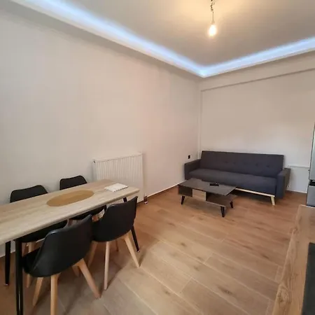 Thanos Appartement