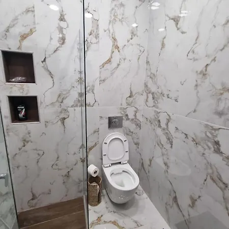 Apartment Thanos *