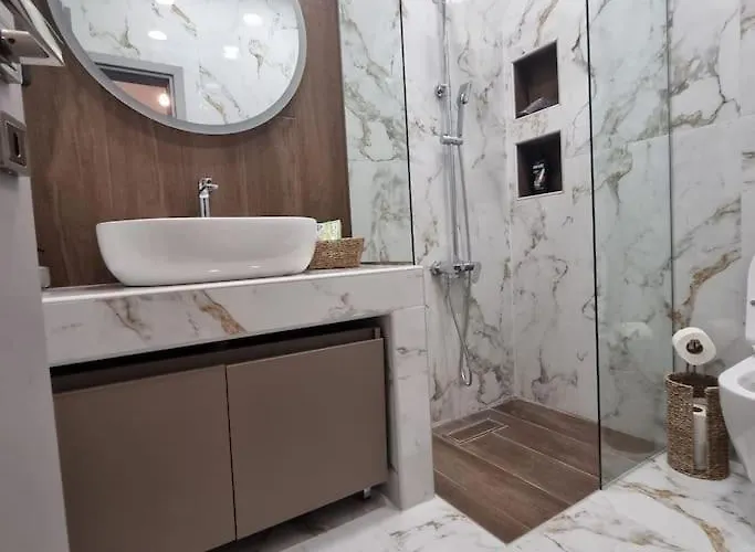 Apartment Thanos